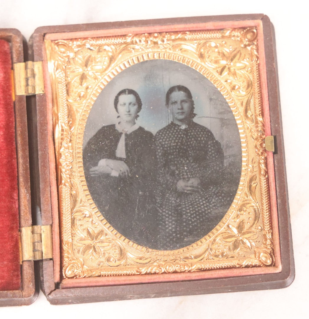 Lot 079 - Antique 1/6th Plate Tintype Photograph Of Two Young Women In Thermoplastic Genuine Union Case, Manufactured By Scovill Manufacturing Co., With Illegible Identification On Case Paper