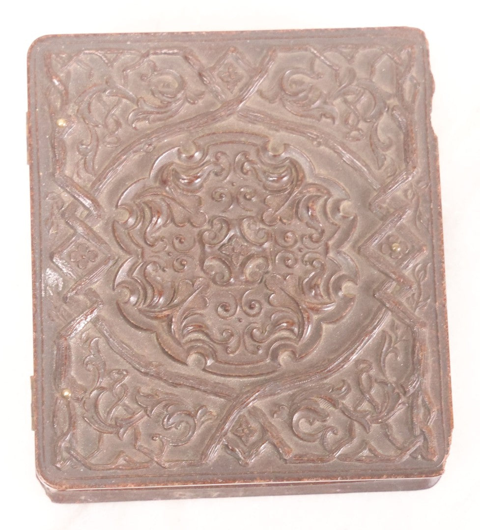 Lot 079 - Antique 1/6th Plate Tintype Photograph Of Two Young Women In Thermoplastic Genuine Union Case, Manufactured By Scovill Manufacturing Co., With Illegible Identification On Case Paper