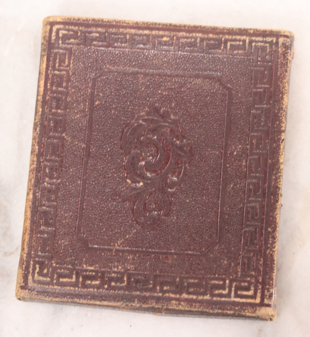 Lot 080 - Antique 1/6th Plate Tintype Photograph Of Distinguished Looking Man With Long Dark Beard In Leatherette Folder Case