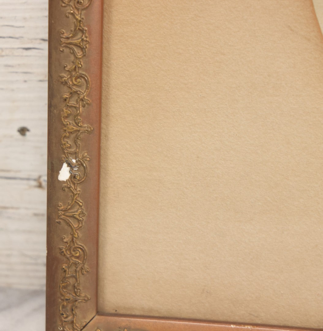 Lot 011 - Antique Sacred Heart Painting On Silk With Oval Mat In Gold Frame, 13-1/2" x 15-1/2"