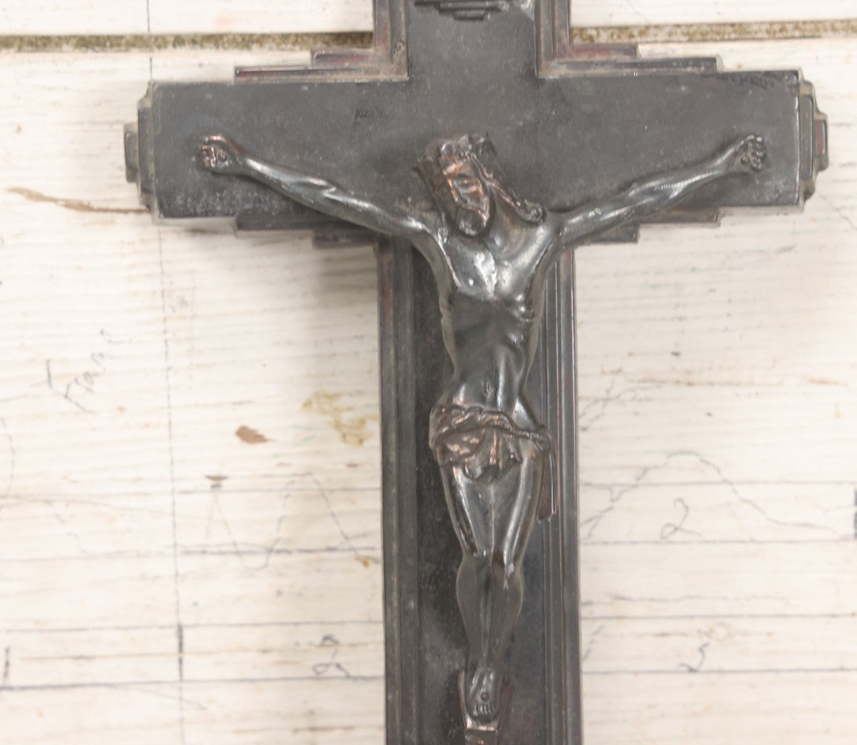 Lot 013 - Vintage Cast Metal Casket Funeral Crucifix With Bronze Patina And Geometric Design, 6-3/4" x 10-7/8"