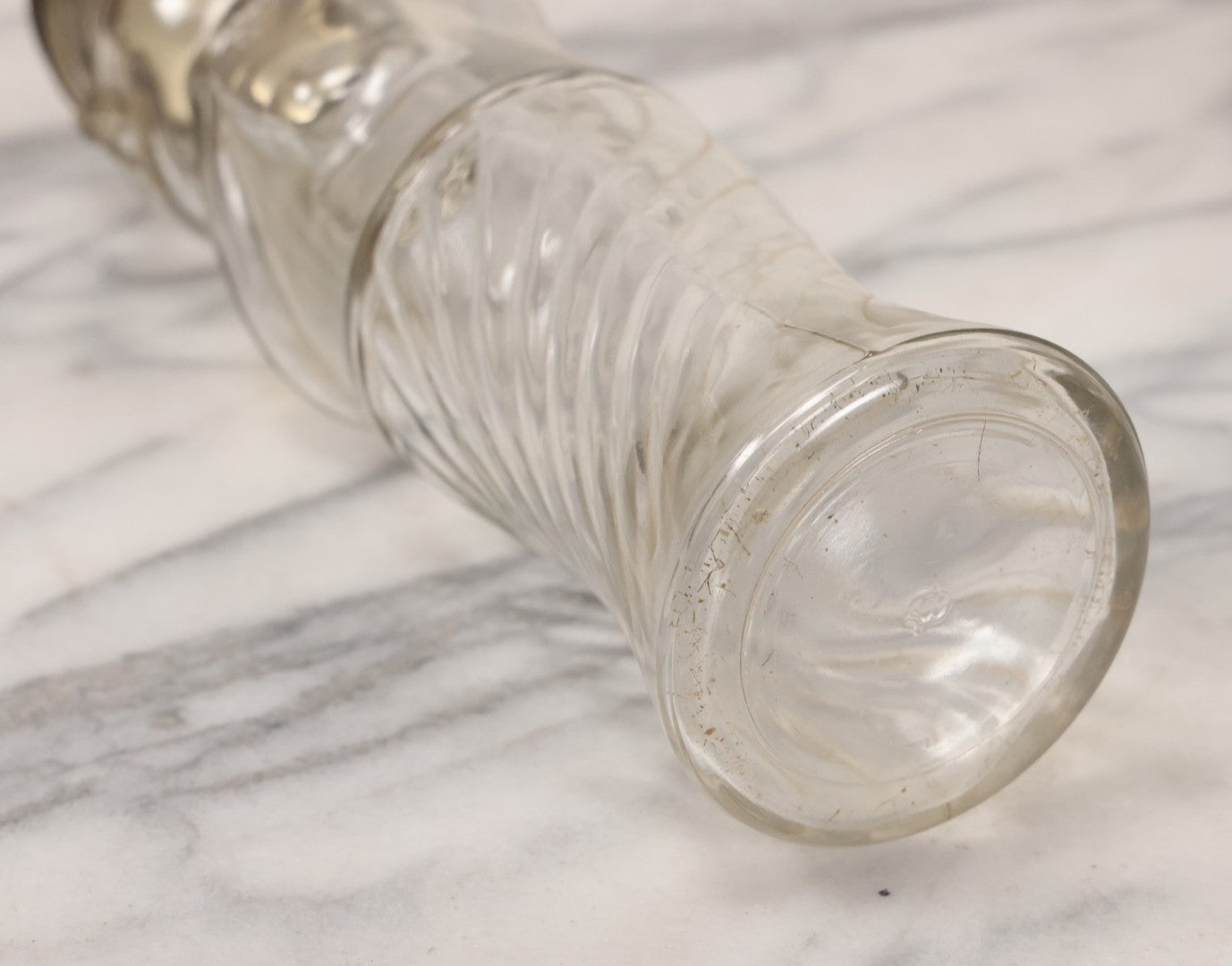 Lot 018 - Vintage Flapper Girl Clear Glass Figural Jar With Original Red Metal Lid, 10-3/4" Height