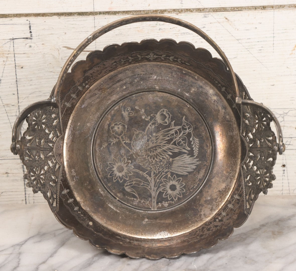 Lot 030 - Antique Decorative Silverplate Centerpiece Basket With Bird And Flower Engraved Motif, Manufactured By Wilcox Silverplate Co., Meriden, Connecticut, No. 0841