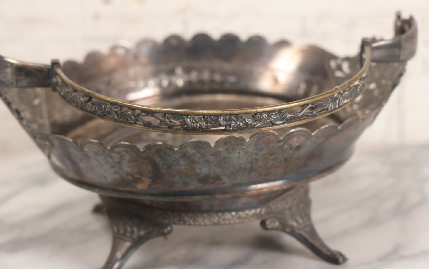 Lot 030 - Antique Decorative Silverplate Centerpiece Basket With Bird And Flower Engraved Motif, Manufactured By Wilcox Silverplate Co., Meriden, Connecticut, No. 0841