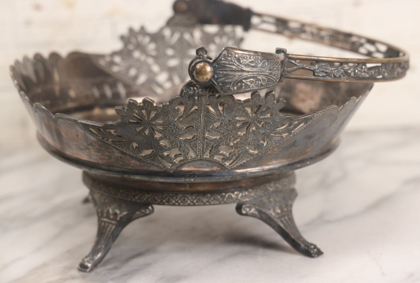Lot 030 - Antique Decorative Silverplate Centerpiece Basket With Bird And Flower Engraved Motif, Manufactured By Wilcox Silverplate Co., Meriden, Connecticut, No. 0841
