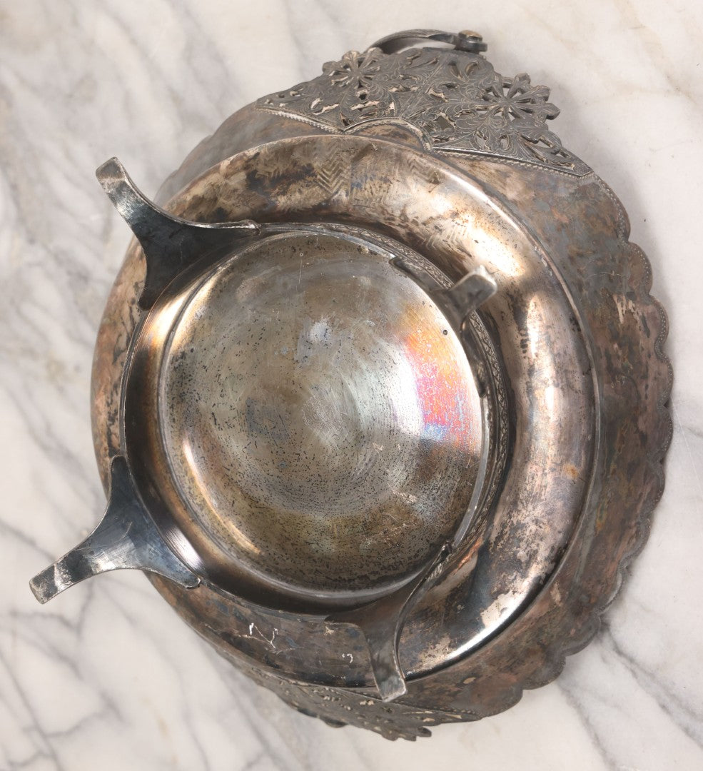 Lot 030 - Antique Decorative Silverplate Centerpiece Basket With Bird And Flower Engraved Motif, Manufactured By Wilcox Silverplate Co., Meriden, Connecticut, No. 0841