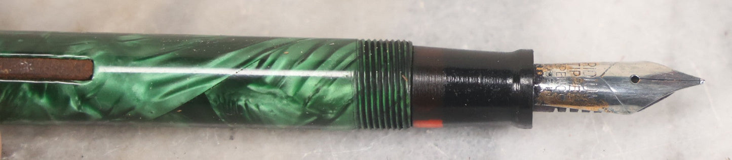 Lot 034 - Vintage Green Marbled Fountain Pen Manufactured By Epenco, With Original Cap, Untested