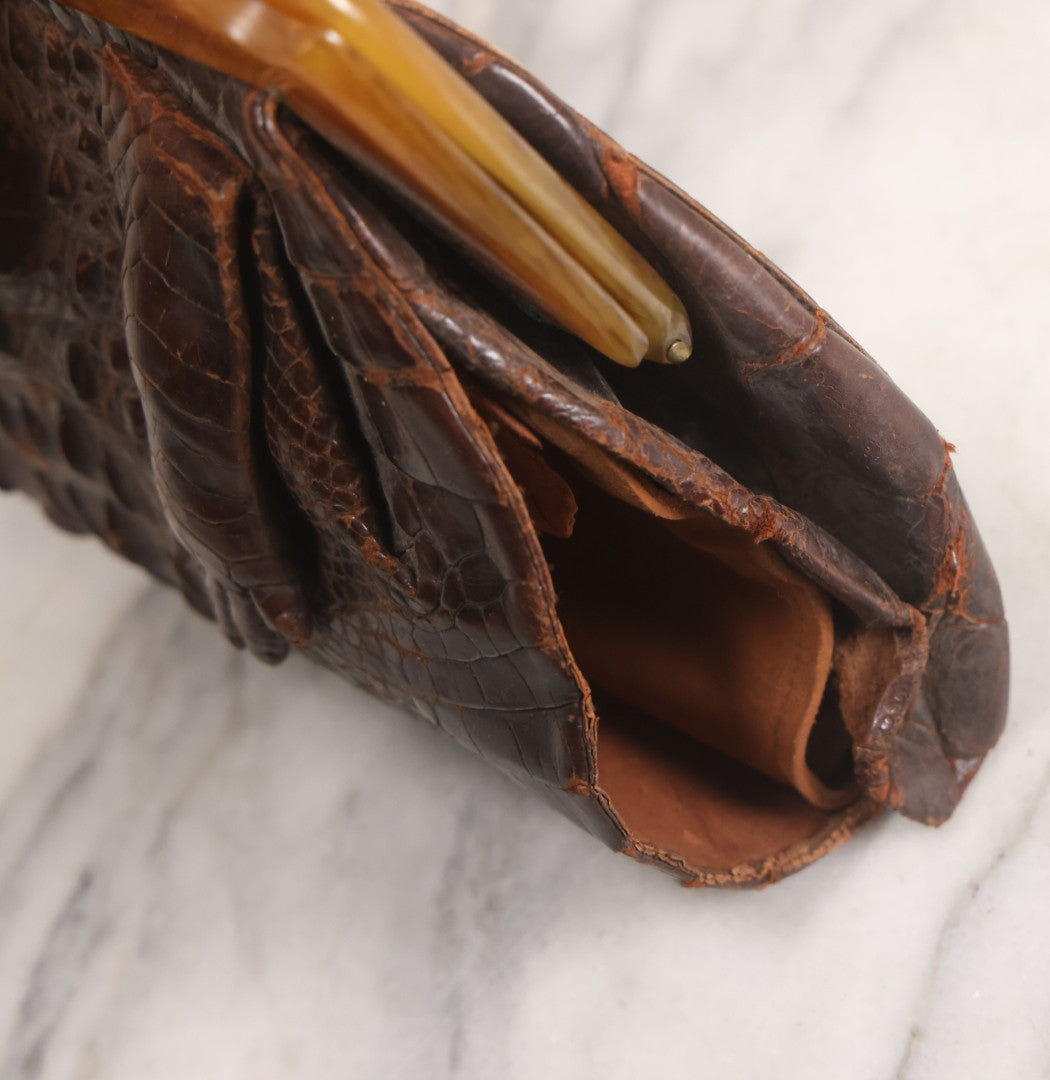 Lot 040 - Vintage Real Alligator Skin Clutch Purse With Faux Tortoise Shell Closure And Internal Coin Pouch, Missing Strap, Useable Condition
