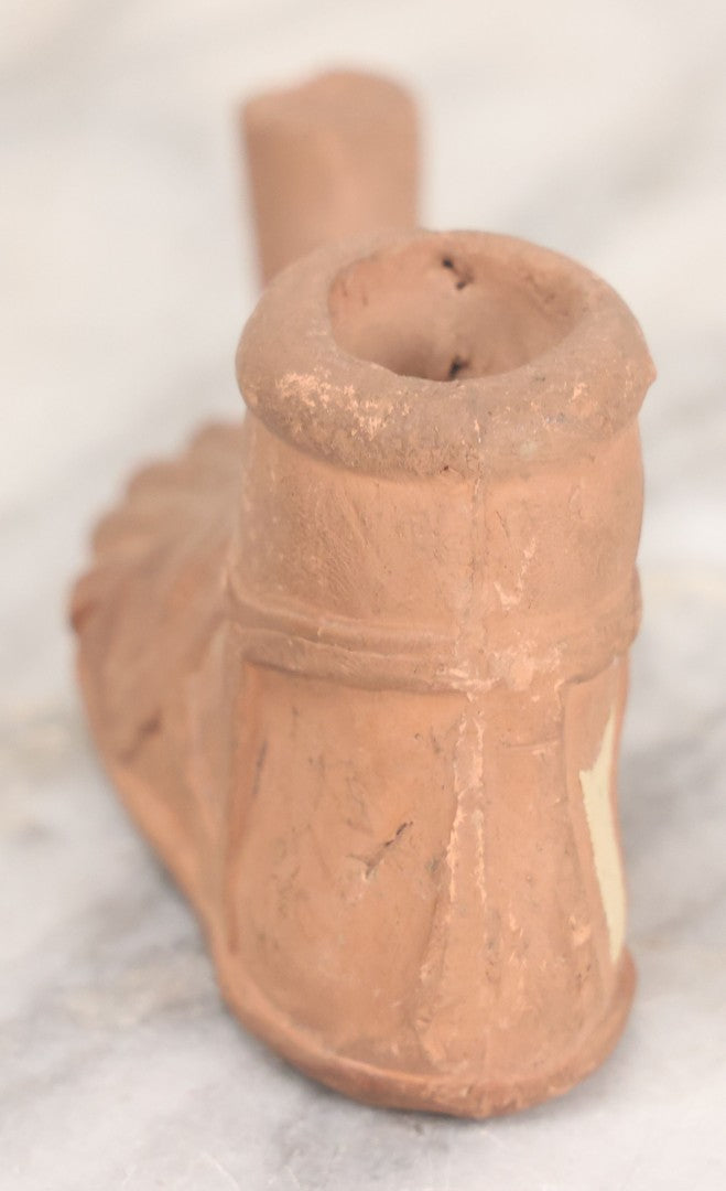 Lot 043 - Vintage Replica Clay Figural Foot Oil Lamp Modeled After An Example Found In The Ruins Of Pompeii