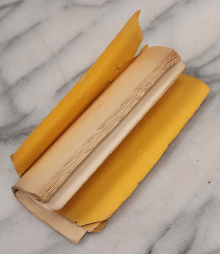 Lot 049 - Antique "Chi Chi" Chinese Fortune Teller Game, Bamboo Fortune Telling Sticks, "The Oldest Known Method Of Fortune Telling In The World," Copyright 1915, The Pacific Dry Goods Co., San Francisco, California, With Original Instructions