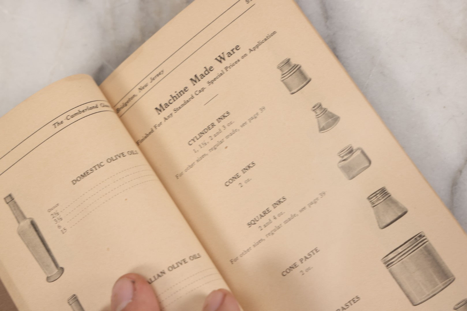 Lot 055 - Antique "Illustrated Catalogue And Price List Of Bottles, Fruit And Battery Jars", Manufactured By The Cumberland Glass Manufacturing Co., Bridgeton, New Jersey, Catalogue F. With Embossed Cover And Many Images Of Bottles, Circa 1920