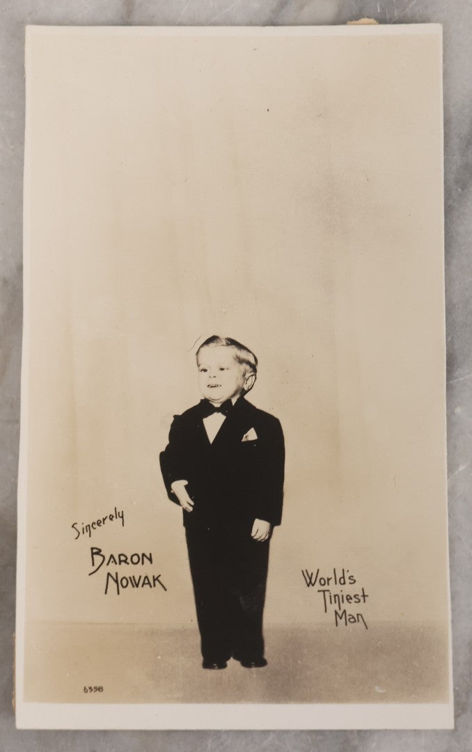 Lot 057 - Vintage Souvenir Postcard With Photo Of Barren Nowak, "World's Tiniest Man"