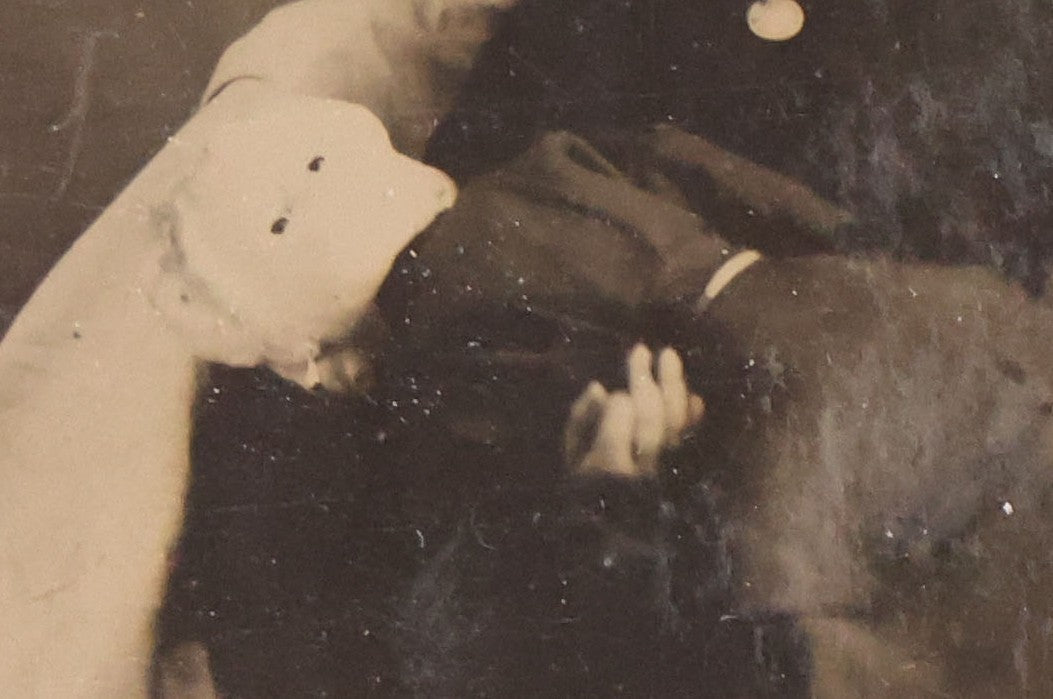 Lot 063 - Antique Tintype Photograph Of Little Girl Posing With Large Doll And Scraggly Little Dog, Photo In Landscape Orientation, In Paper Frame