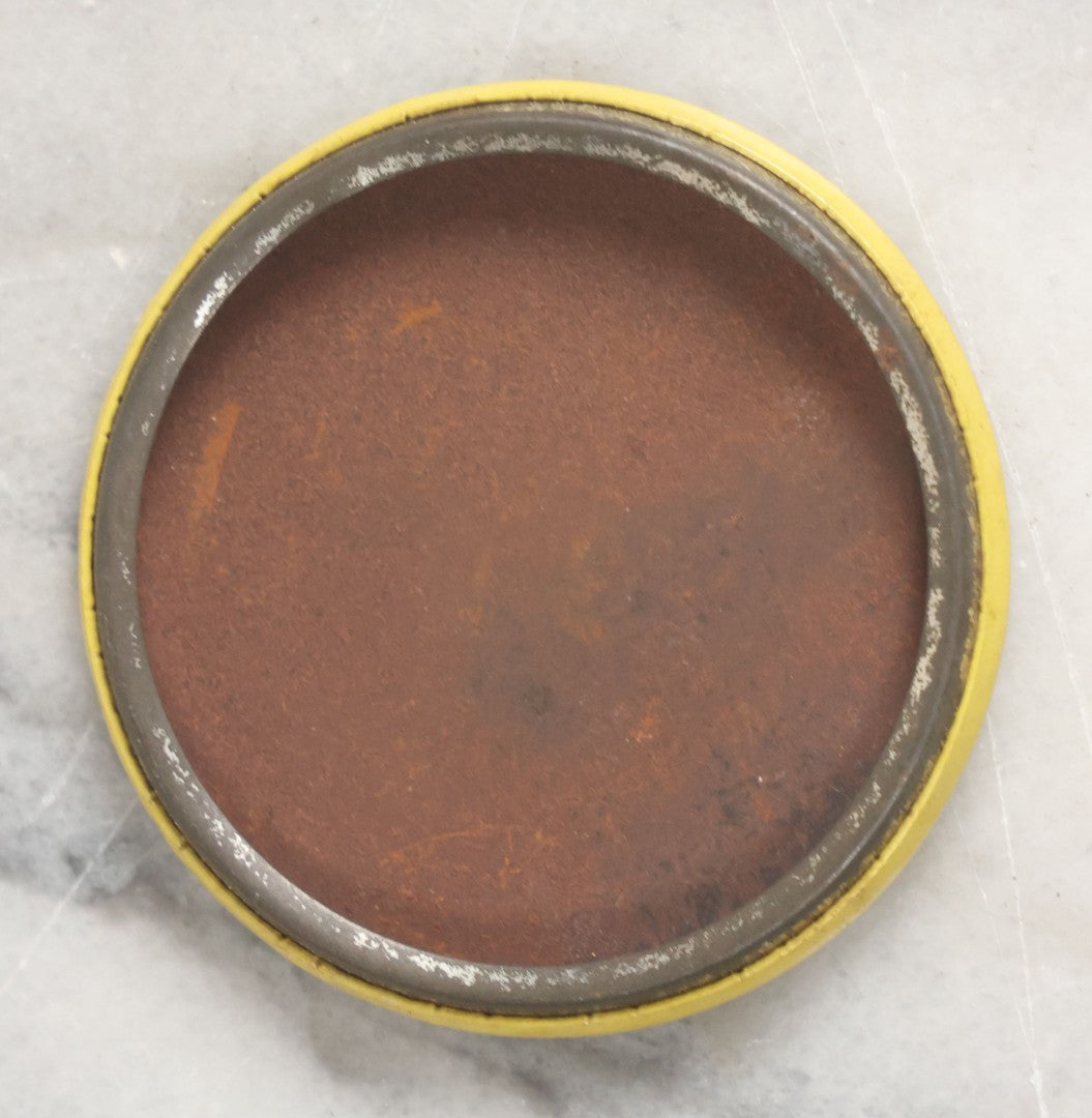 Lot 008 - Antique Button For The 4th Of July Independence Day Holiday With Firecrackers, Note No Pin Back