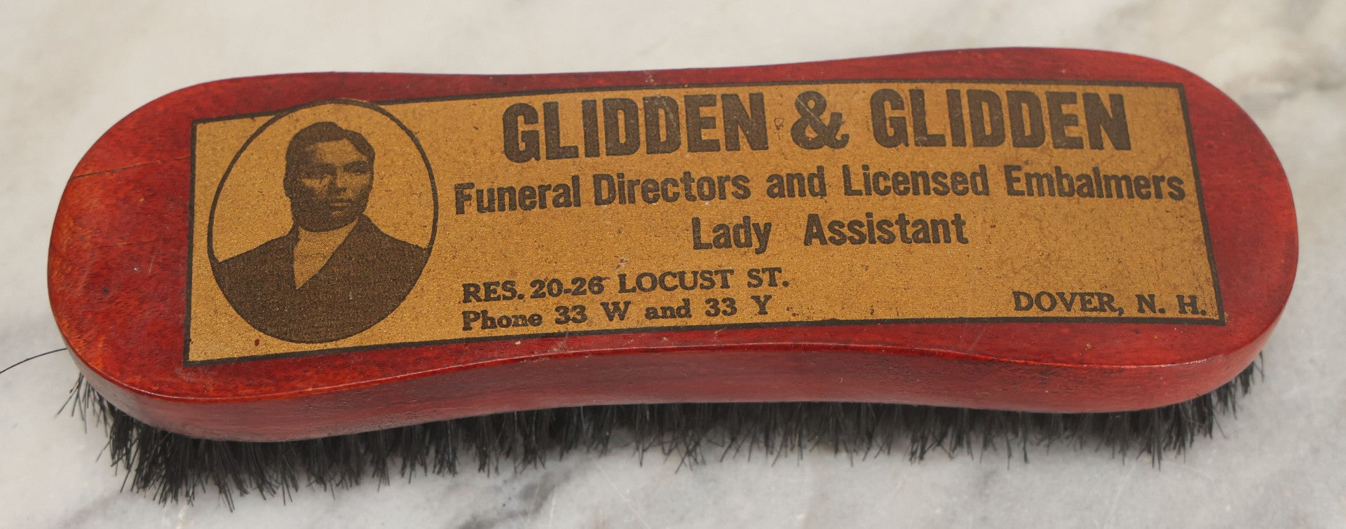 Lot 015 - Vintage Advertising Brush For "Glidden & Glidden, Funeral Directors And Licensed Embalmers, Lady Assistant" Dover, New Hampshire