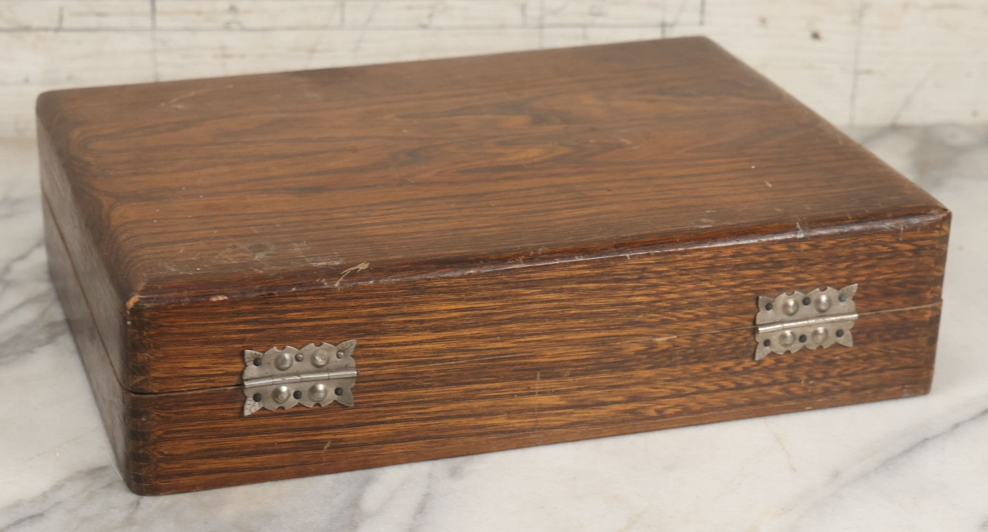 Lot 022 - Antique Flower Seed Store Wooden Display Box With Interior Lithographed Paper Label, Mandeville & King Co., Superior Flower Seeds, Rochester, New York, Copyright 1904, Label By Stecher Lithograph Co.