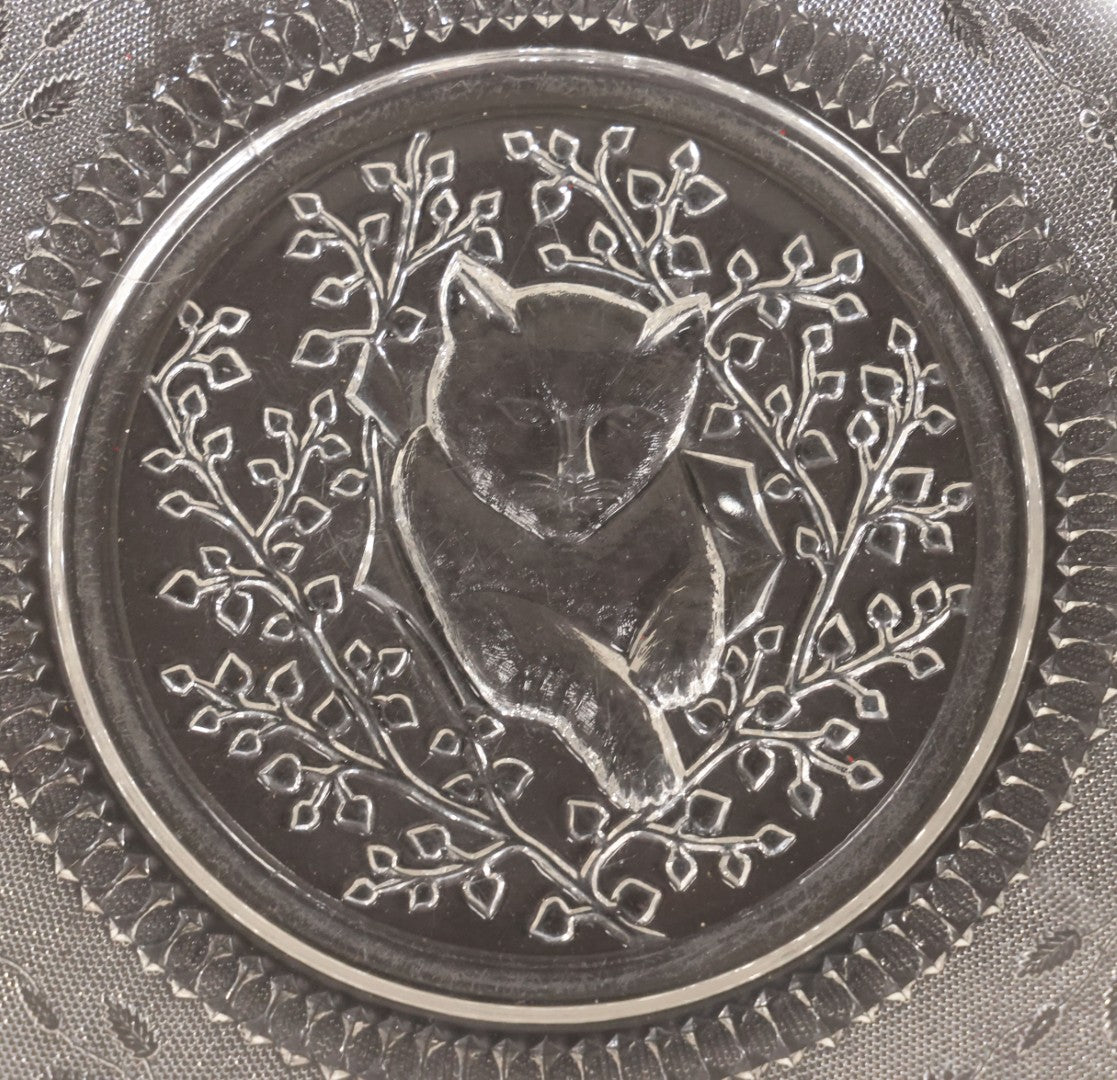 Lot 028 - Antique Early American Pattern Glass E.A.P.G. Plate With Cat Resting In Tree Branches, 9" Diameter