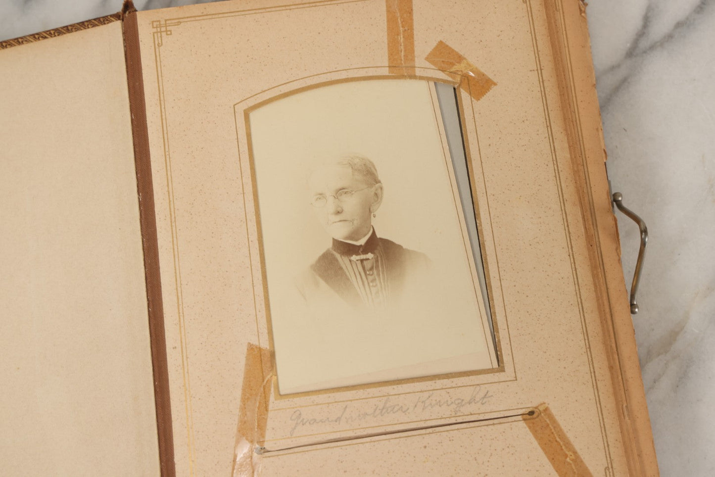 Lot 066 - Antique Victorian Photo Album With 22 Cabinet Cards, 27 Carte De Visite C.D.V.s, And Ten Tintypes, Of The Knight Family And Others