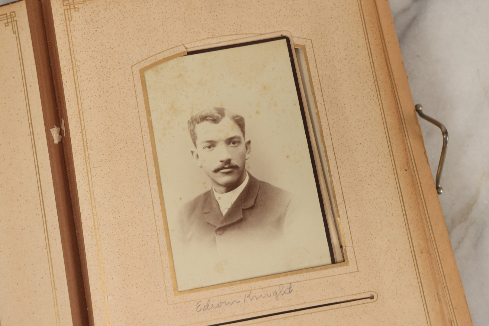 Lot 066 - Antique Victorian Photo Album With 22 Cabinet Cards, 27 Carte De Visite C.D.V.s, And Ten Tintypes, Of The Knight Family And Others