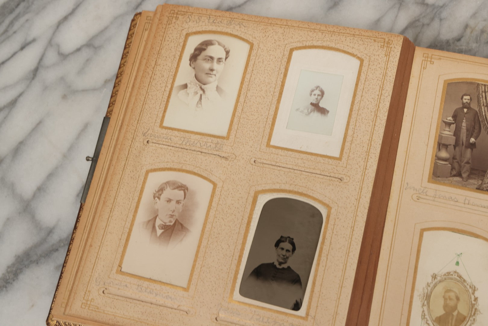 Lot 066 - Antique Victorian Photo Album With 22 Cabinet Cards, 27 Carte De Visite C.D.V.s, And Ten Tintypes, Of The Knight Family And Others