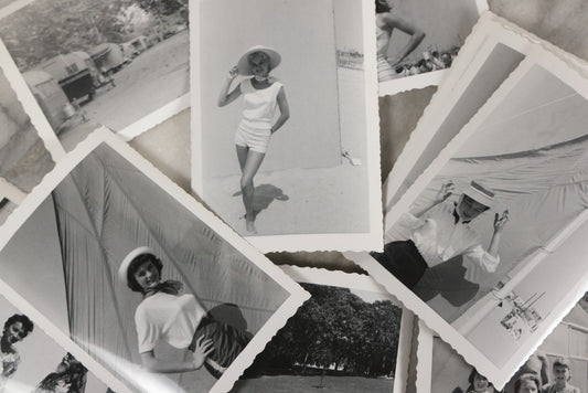 Lot 085 - Grouping Of Thirteen Vintage Black And White Snapshot Photographs Of Stylish Women On Vacation And Other Scenes