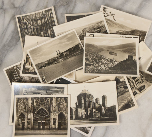 Lot 089 - Grouping Of 32 Souvenir Black And White Photographs From Europe, Including Cathedrals, Bridges, Architecture And More