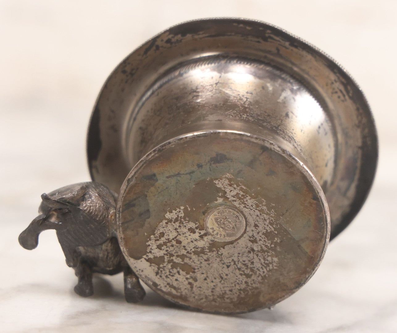 Lot 025 - Antique Souvenir Silverplate Metal Toothpick Holder With Bulldog Figure, Souvenir Of Statue Of Liberty, New York City, Manufactured By Kronheimer Oldenbusch & Co., 1-1/2" Height