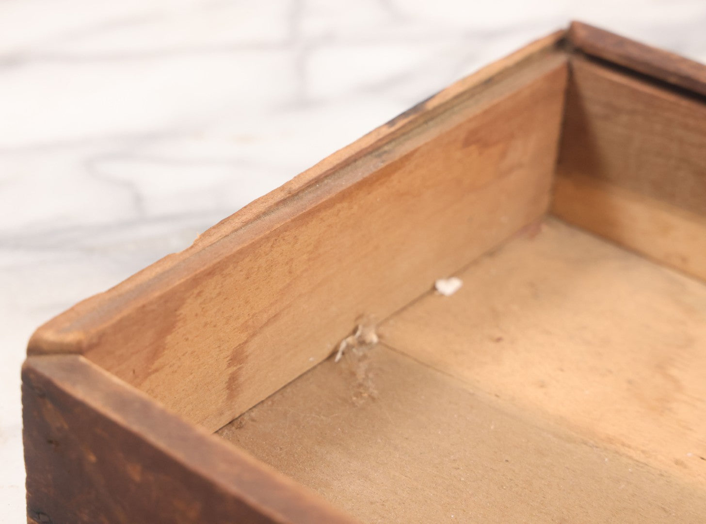 Lot 047 - Antique Lithographed Wooden Toy Box For "The Magic Mirror Or Wonderful Transformations" With Fairy Princess And Prince Characters, By Mcloughlin Bros., New York, Empty