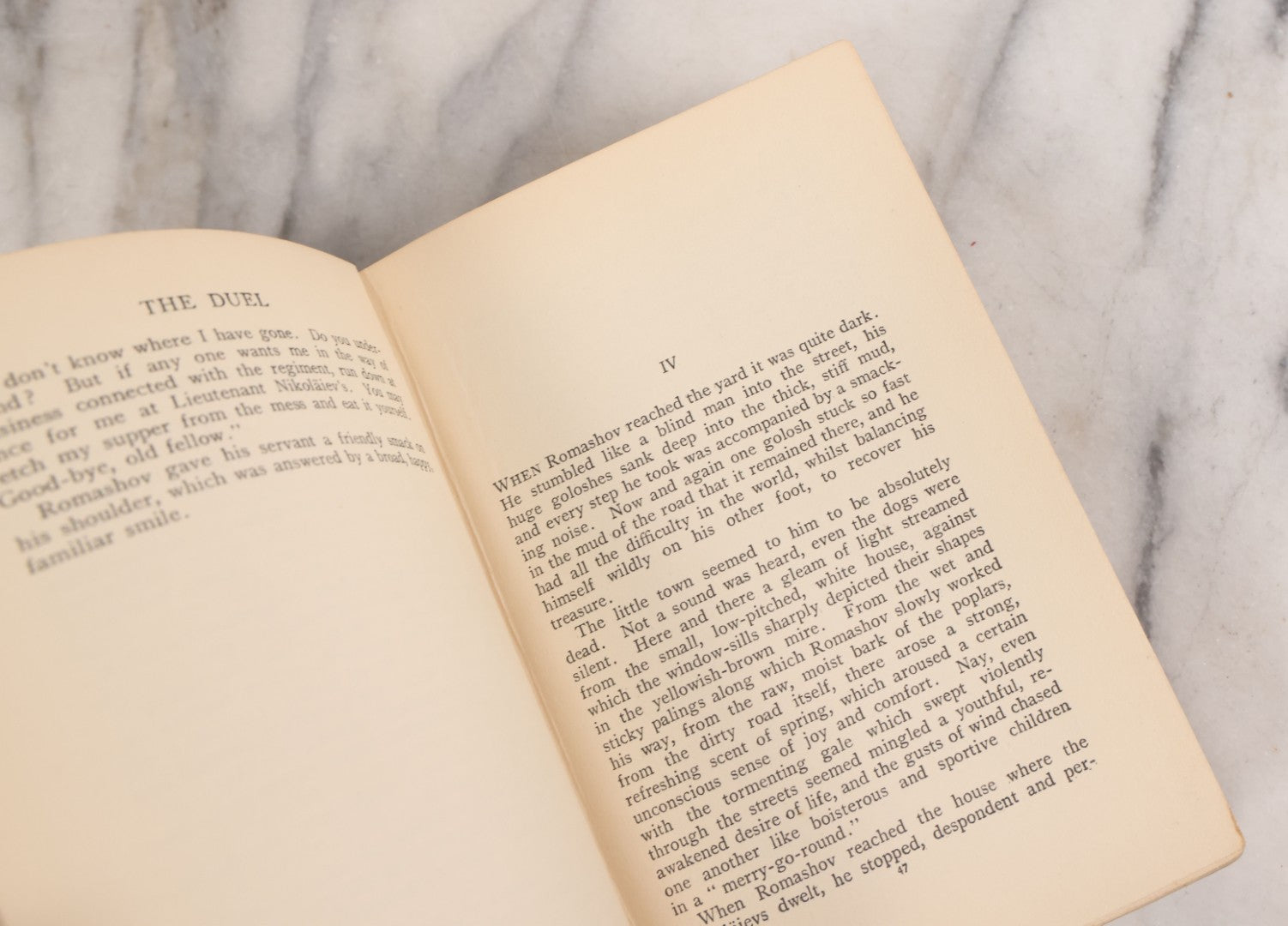 Lot 073 - "The Duel" Antique Novel By Aleksandr Kuprin, Critique Of Military Life In Imperial Russia, The Macmillan Company, Publisher, New York, 1905, First American Edition