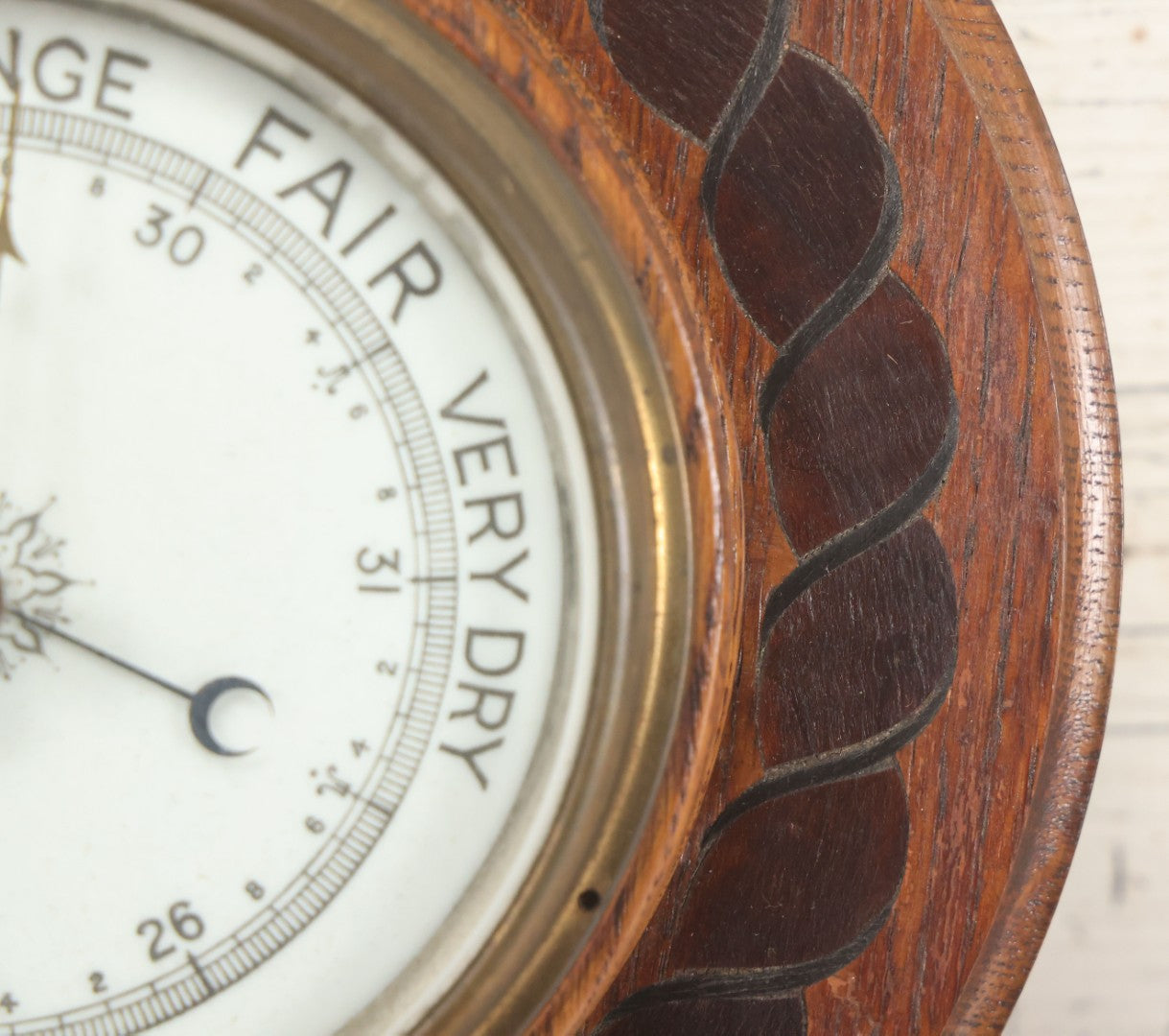 Lot 022 - Vintage Aneroid Barometer On Wood Plaque With Twisted Rope Inlay Motif, Beveled Glass Brass Surround, Wall Hanger, 9-3/4" Diameter