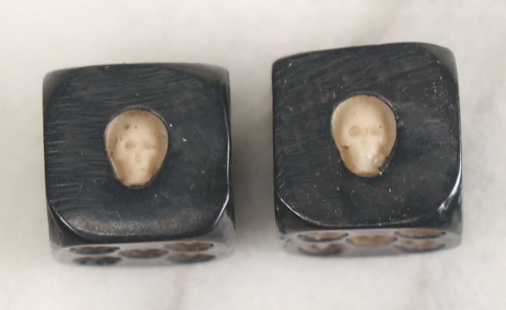 Lot 025 - Pair Of Vintage Hand Black Lacquered Wooden Dice With Hand Carved Miniature Skull Dots 5/8" Cube
