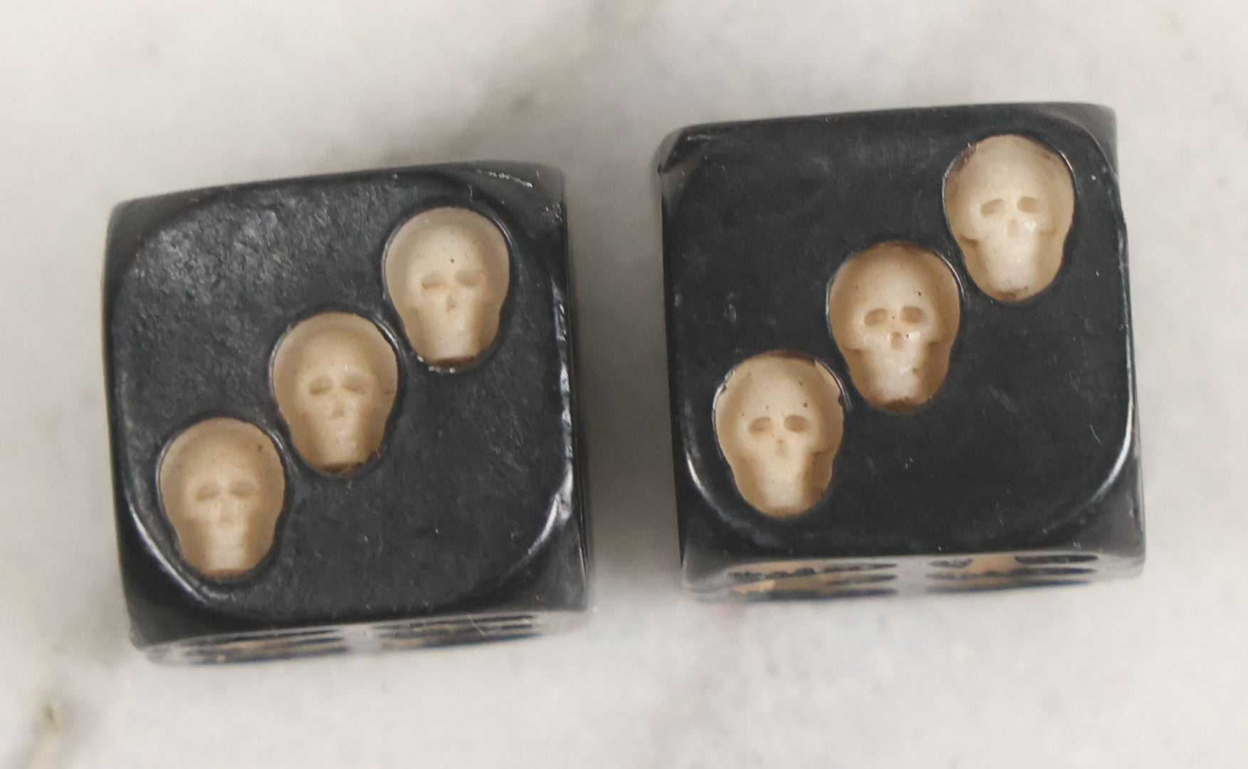 Lot 025 - Pair Of Vintage Hand Black Lacquered Wooden Dice With Hand Carved Miniature Skull Dots 5/8" Cube