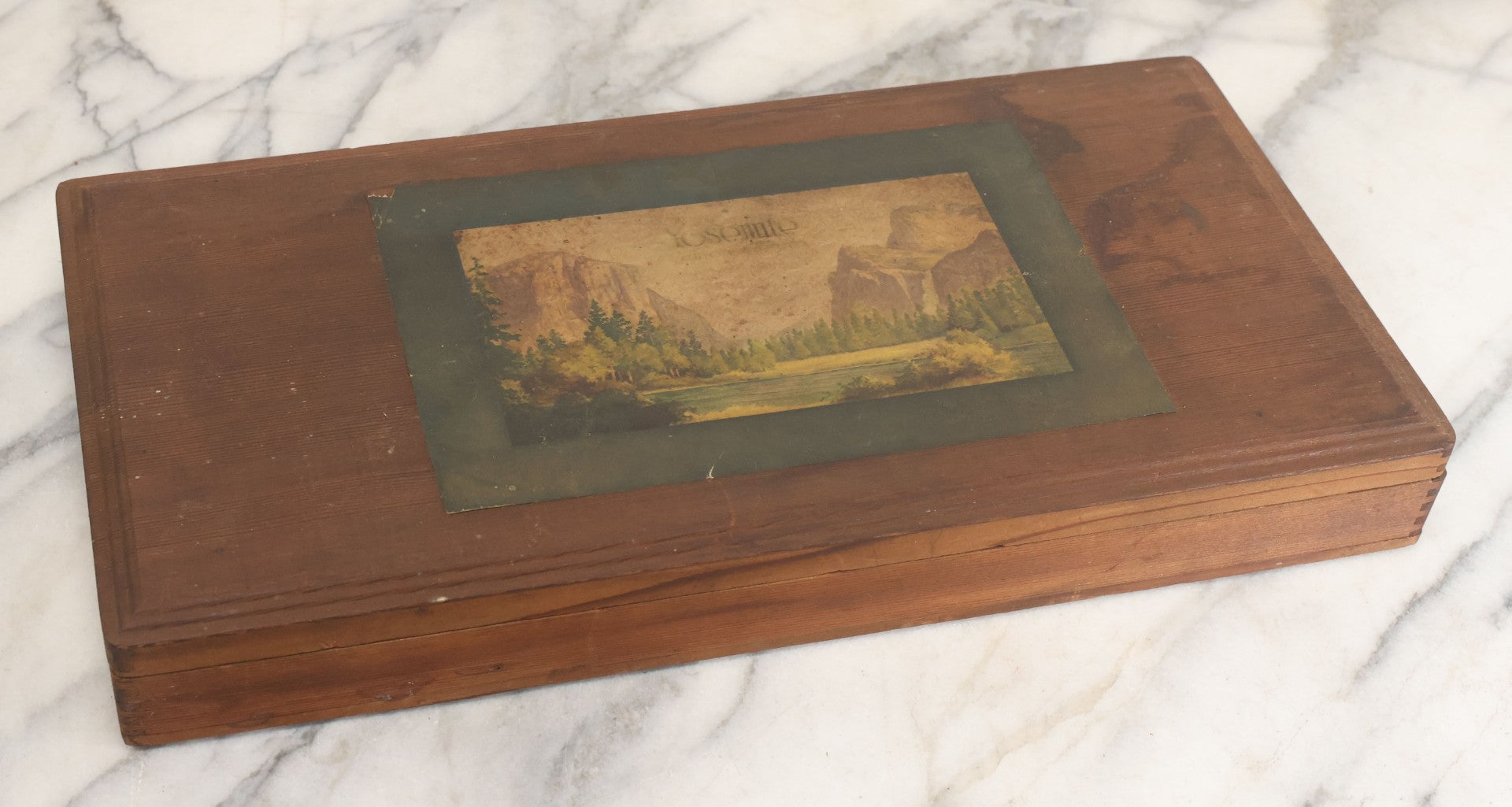Lot 036 - Vintage Tourist Collectible Souvenir Stationary Keepsake Box From Yosemite National Park With Lithographed Paper Label, Lift Top