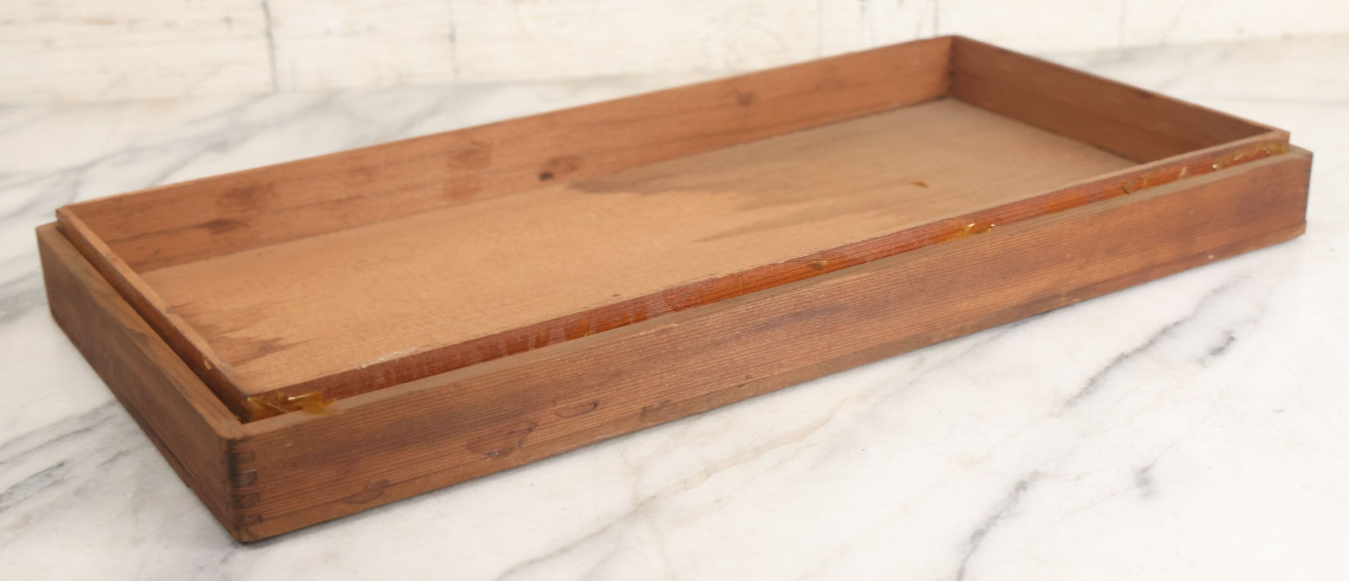 Lot 036 - Vintage Tourist Collectible Souvenir Stationary Keepsake Box From Yosemite National Park With Lithographed Paper Label, Lift Top