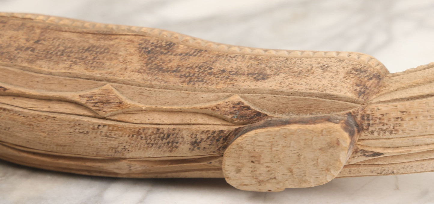 Lot 037 - Vintage African Tourist Collectible Figural Crocodile Lizard Wood Carving With Painted And Wood Burned Details Lourenço Marques (Maputo), Mozambique, Dated 1946, 22-1/2" Length