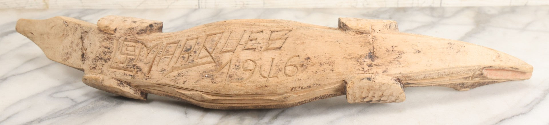 Lot 037 - Vintage African Tourist Collectible Figural Crocodile Lizard Wood Carving With Painted And Wood Burned Details Lourenço Marques (Maputo), Mozambique, Dated 1946, 22-1/2" Length