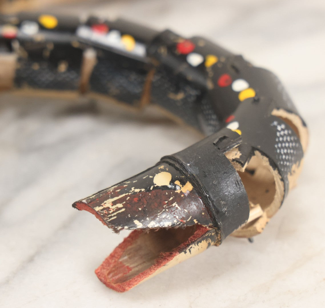 Lot 038 - Vintage Filipino Tourist Collectible Export Jointed Snake Toy With Painted Details Paper Label, By C.N.I., Philippines 21-3/4" Length