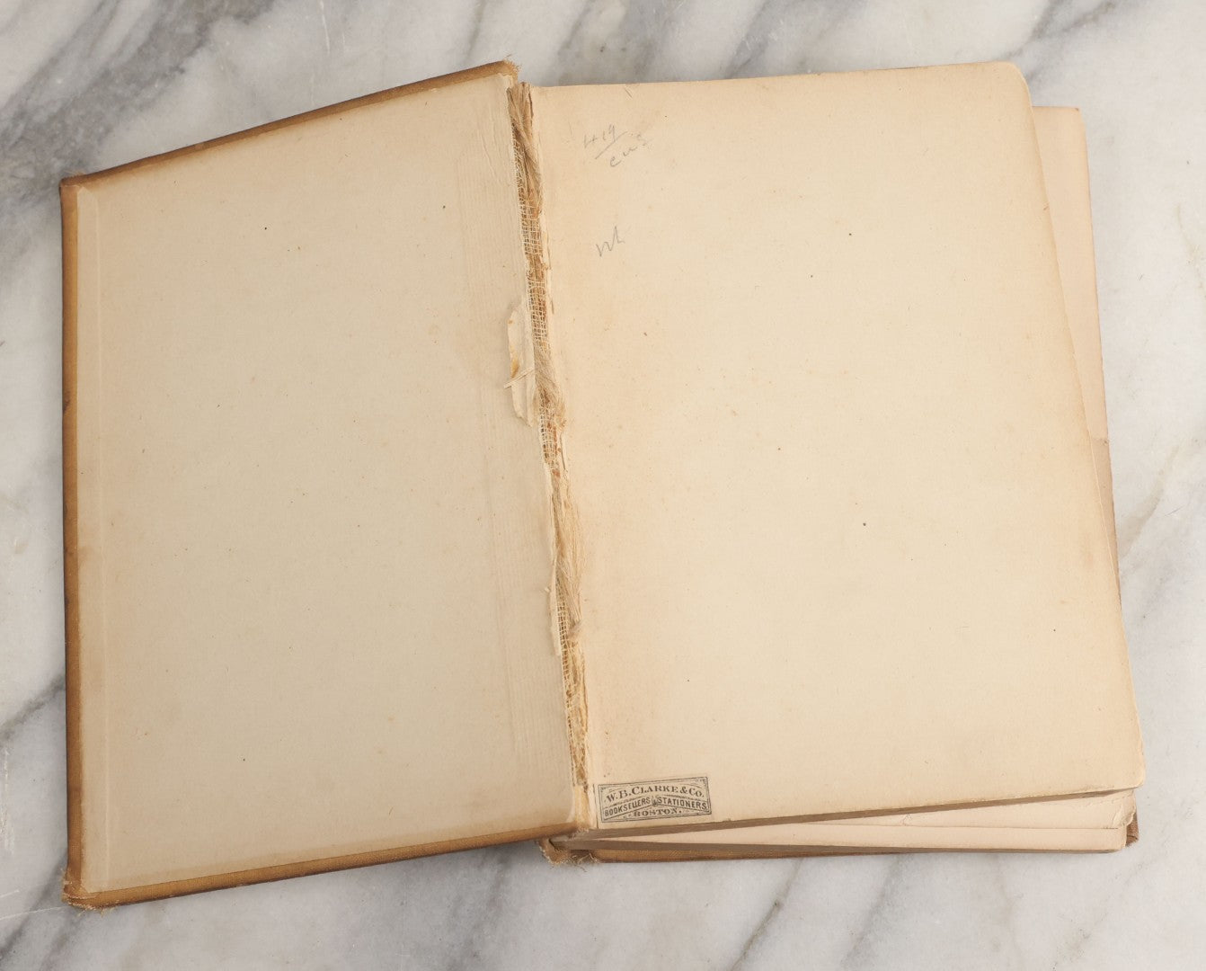 Lot 058 - "Historic Girls: Stories Of Girls Who Have Influenced The History Of Their Times" Antique Book By E.S. Brooks Illustrated, G.P. Putnam's Sons Publishers New York & London, 1894, Note Poor Condition, Binding Shot