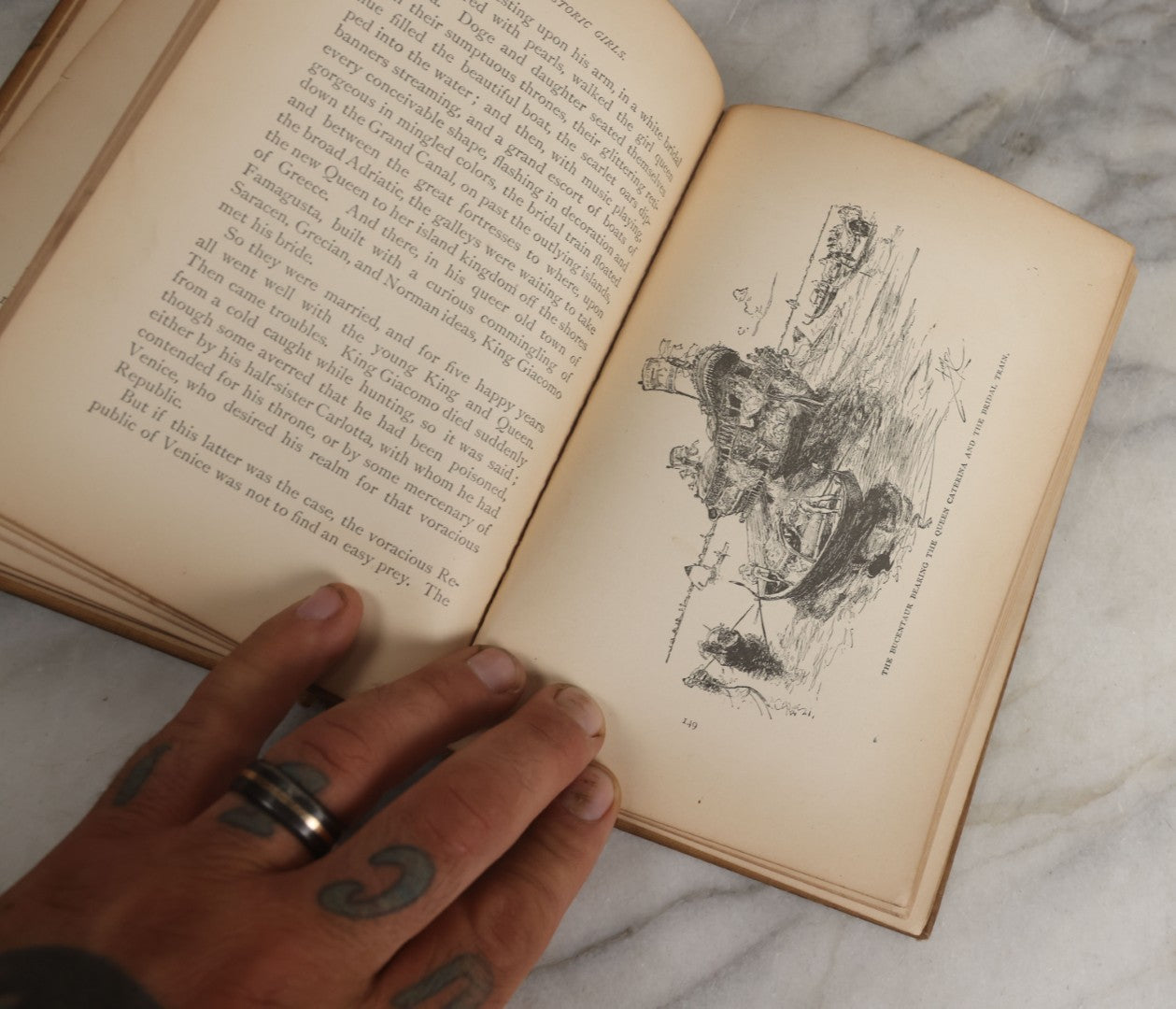 Lot 058 - "Historic Girls: Stories Of Girls Who Have Influenced The History Of Their Times" Antique Book By E.S. Brooks Illustrated, G.P. Putnam's Sons Publishers New York & London, 1894, Note Poor Condition, Binding Shot