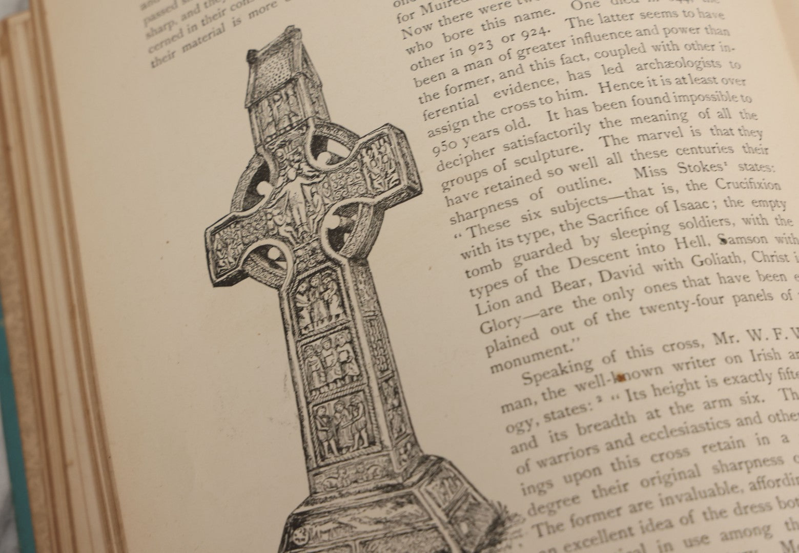 Lot 060 - "Ireland Illustrated With Pen And Pencil" Antique Book By Richard Lovett, Hurst & Company, Publishers New York, 1891