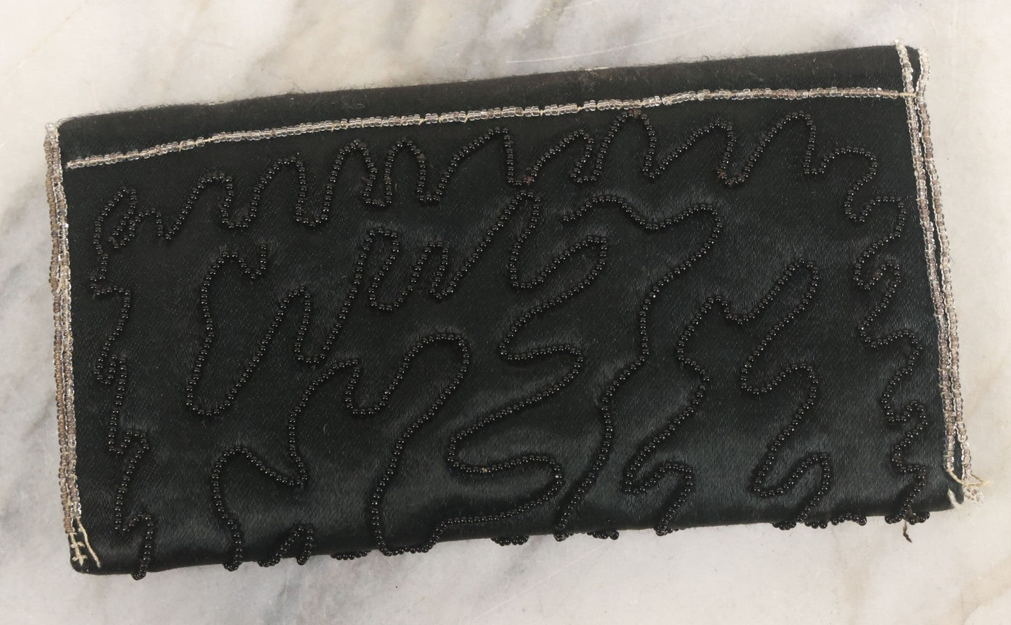 Lot 063 - Vintage Beaded Spider Web Clutch Purse With Original Pocket Mirror