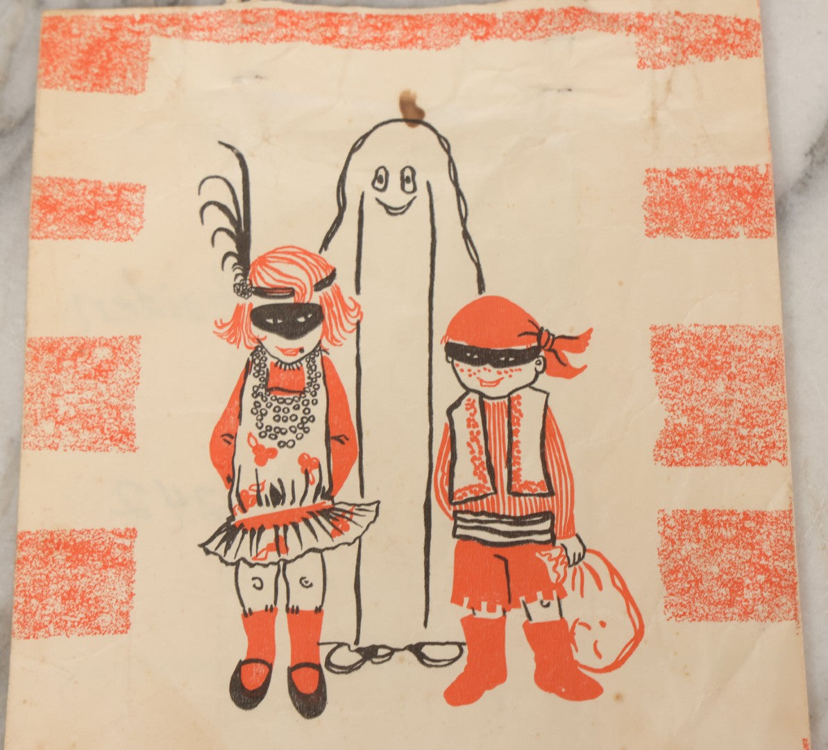 Lot 070 - Grouping Of Three "Trick Or Treat" Halloween Paper Bags With Ghost, Children In Costumes With Names Written In Sharpie Made By Duro Paper Bag Manufacturing Co., Ludlow, Kentucky, Trick Or Treat Design No. 6X