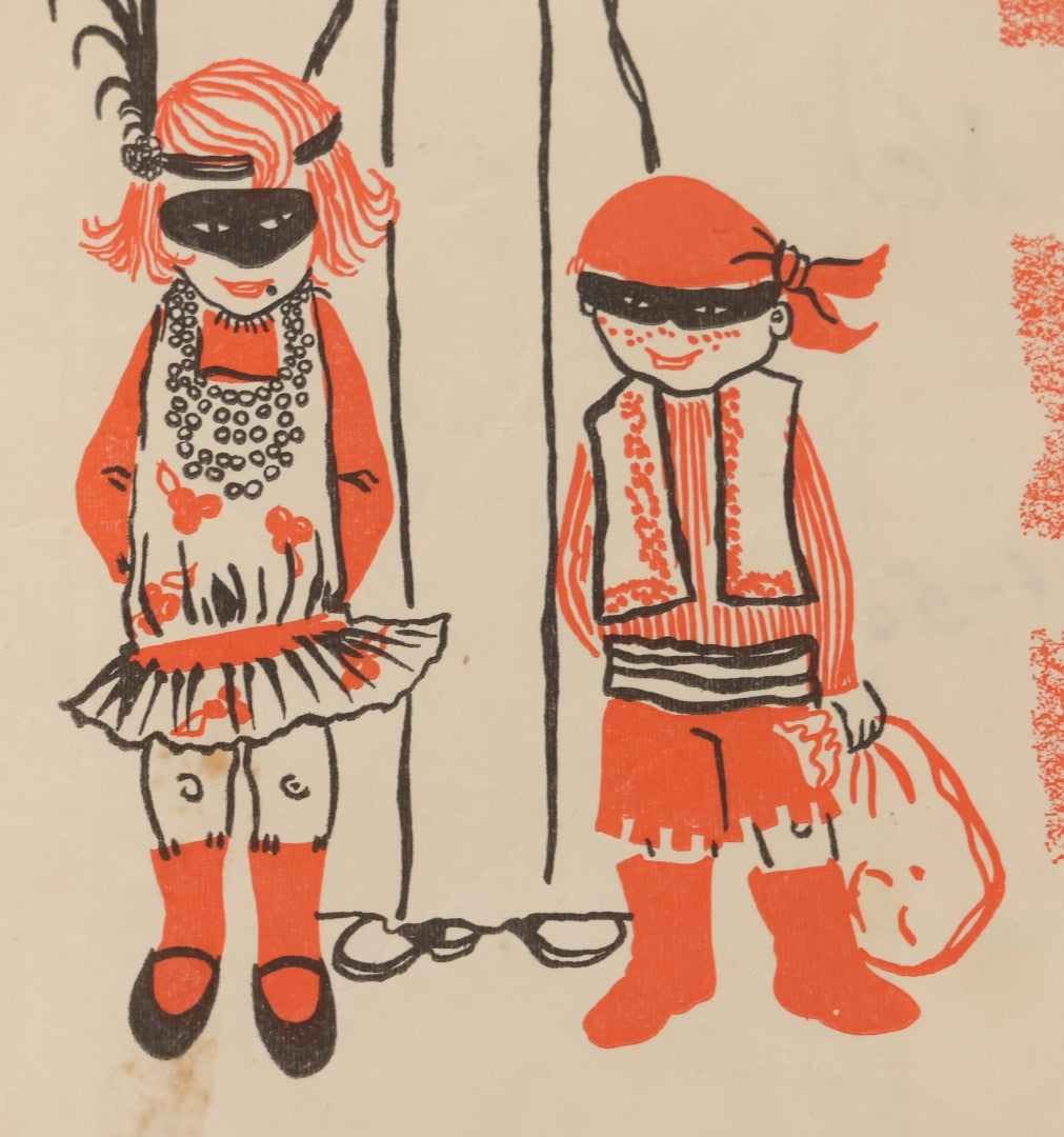 Lot 070 - Grouping Of Three "Trick Or Treat" Halloween Paper Bags With Ghost, Children In Costumes With Names Written In Sharpie Made By Duro Paper Bag Manufacturing Co., Ludlow, Kentucky, Trick Or Treat Design No. 6X