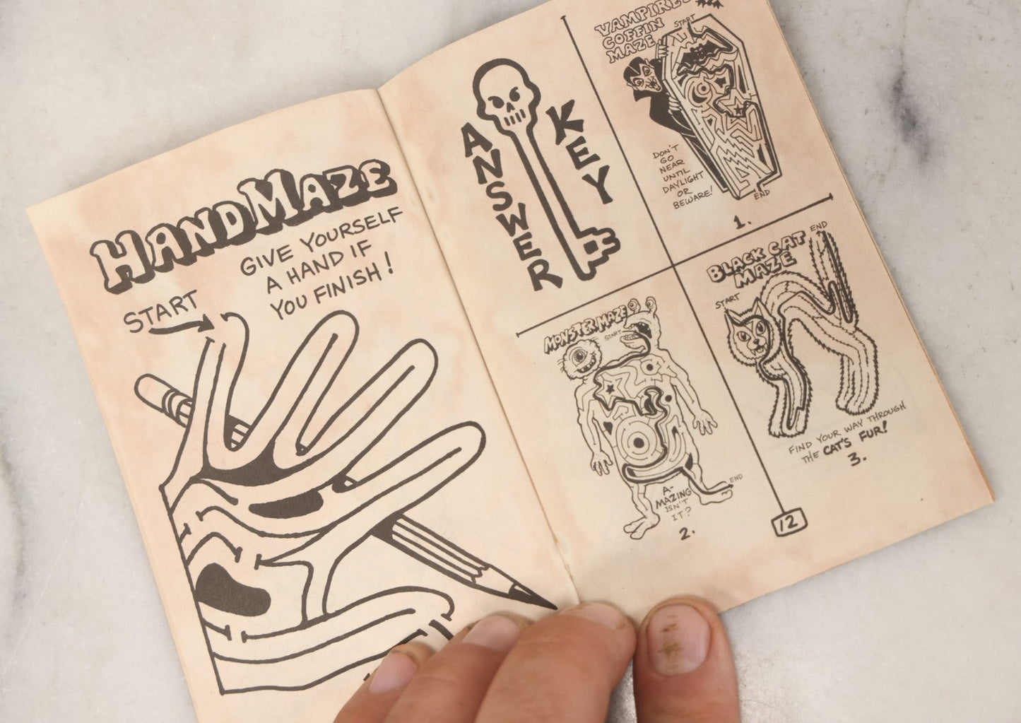 Lot 079 - Grouping Of Six Halloween Themed Children's Activity Coloring Booklets Including Three "Mystery Mazes" With Witch Cover And Three "Haunted Fun" With Bat Cover, Copyright 1992, Sun Hill Industries Inc., Stamford, Conn., Stock No. B648 And B649