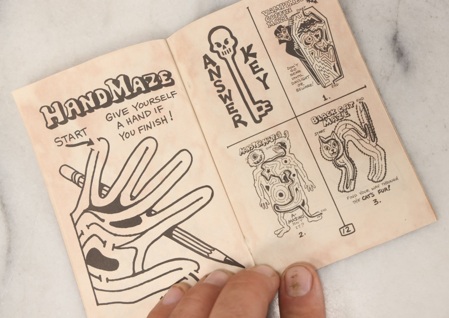 Lot 079 - Grouping Of Six Halloween Themed Children's Activity Coloring Booklets Including Three "Mystery Mazes" With Witch Cover And Three "Haunted Fun" With Bat Cover, Copyright 1992, Sun Hill Industries Inc., Stamford, Conn., Stock No. B648 And B649