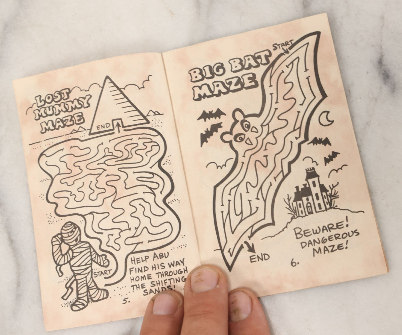 Lot 079 - Grouping Of Six Halloween Themed Children's Activity Coloring Booklets Including Three "Mystery Mazes" With Witch Cover And Three "Haunted Fun" With Bat Cover, Copyright 1992, Sun Hill Industries Inc., Stamford, Conn., Stock No. B648 And B649