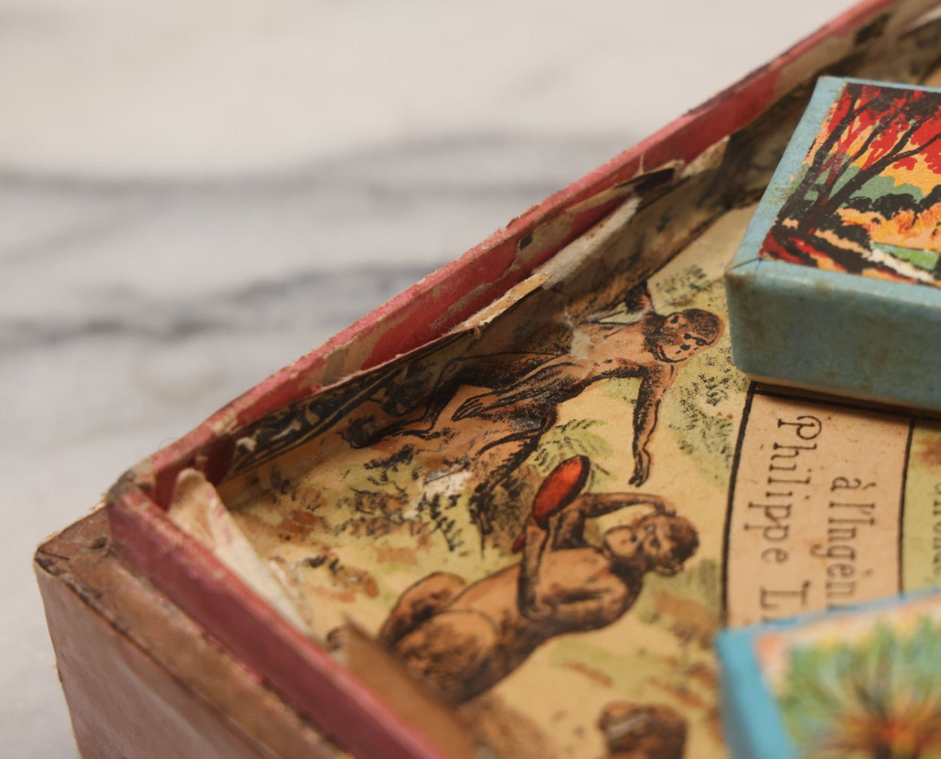 Lot 002 - Antique French Magnetic Board Game "Les Jockos Singes Savants: Jeu Magnétique" ("The Learned Monkeys") C.1895, Lithographed Box Art By Léon Charles Ludovic, Incomplete, Worn