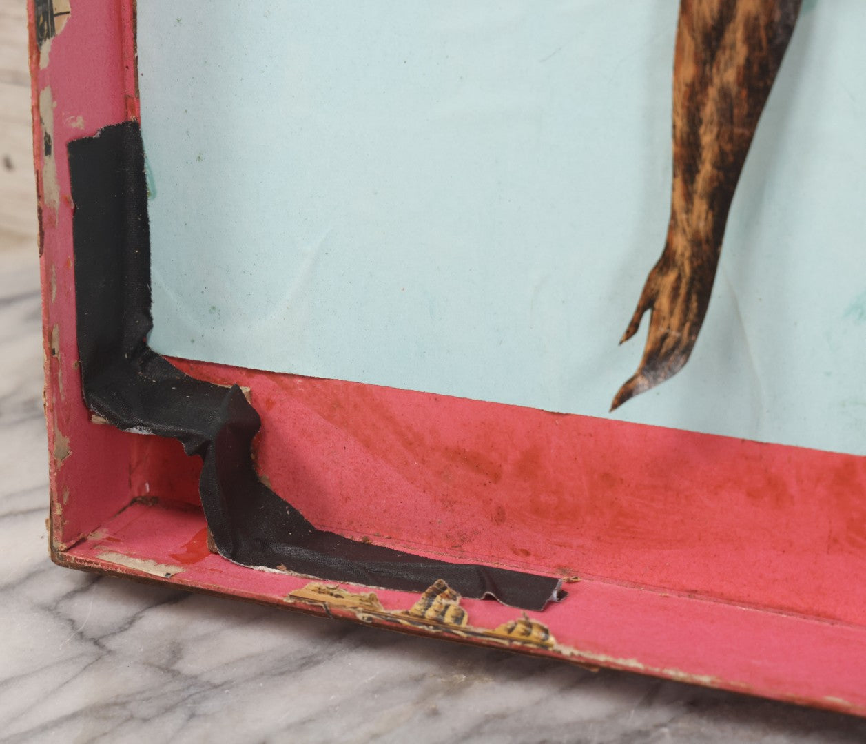 Lot 002 - Antique French Magnetic Board Game "Les Jockos Singes Savants: Jeu Magnétique" ("The Learned Monkeys") C.1895, Lithographed Box Art By Léon Charles Ludovic, Incomplete, Worn