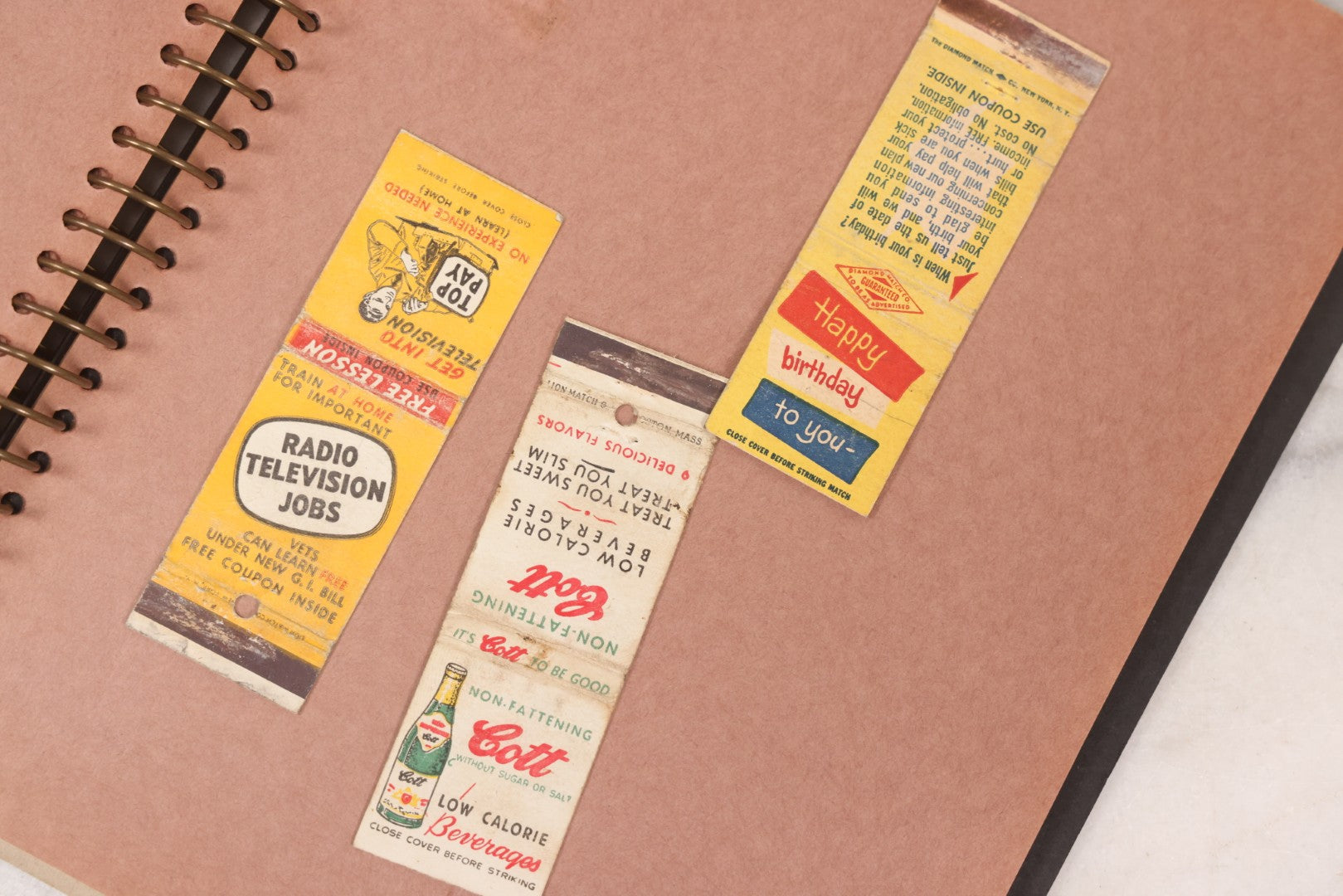 Lot 009 - Vintage Matchbook Cover Collection In "Twin Slit" Album With 100+ Match Book Covers Including Cocoanut Grove Nightclub, Location Of Deadly Fire In Boston, Red Devil Restaurant, New York, Many Others Clubs And Restaurants, Pinups, And More