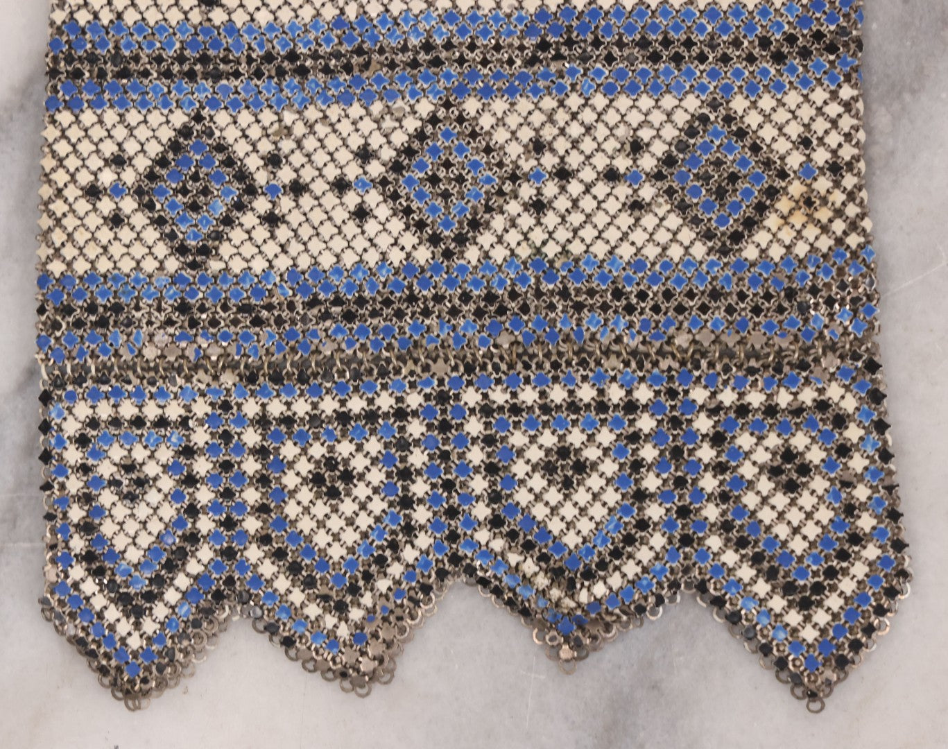 Lot 016 - Antique Enameled Metal Mesh Flapper Purse With Blue, Black, And White Coloring, Geometric Pattern, Manufactured By Whiting And Davis Co., Circa 1920s